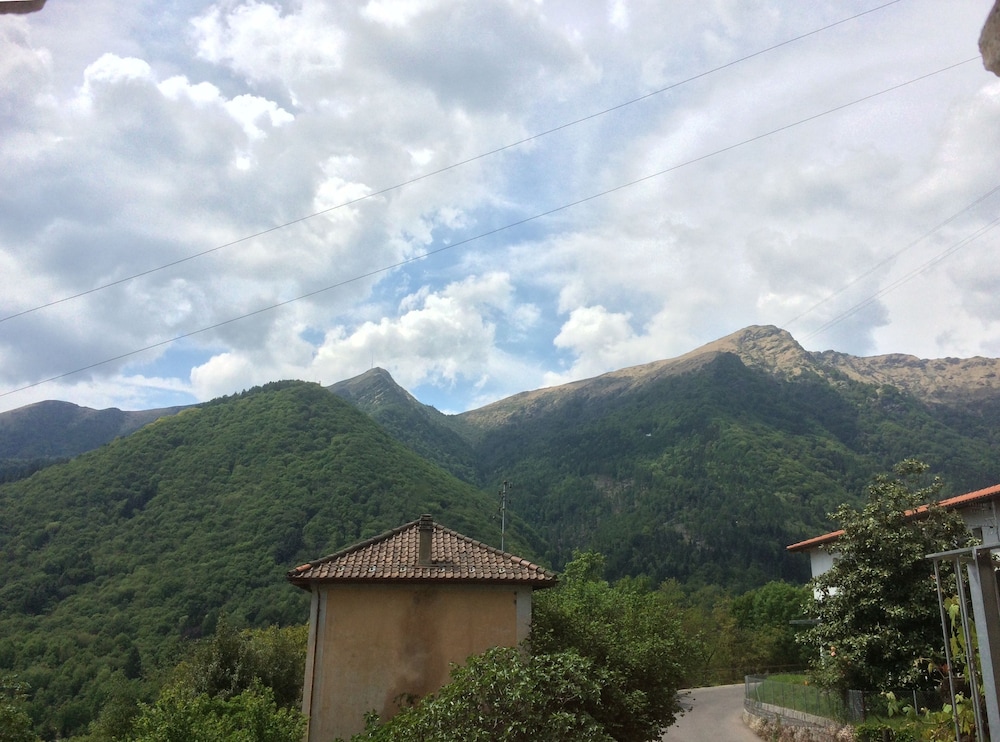 CÀ LEÒN - CASA LEONE im Alto Malcantone - Lugano