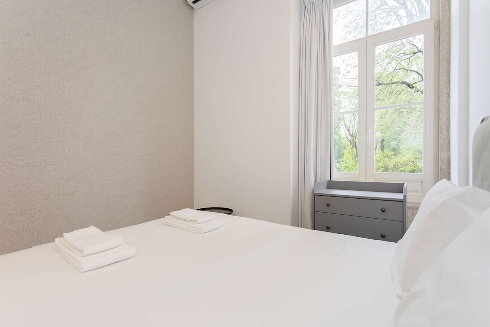 Liiiving in Porto - Crystal Luxury Apartment