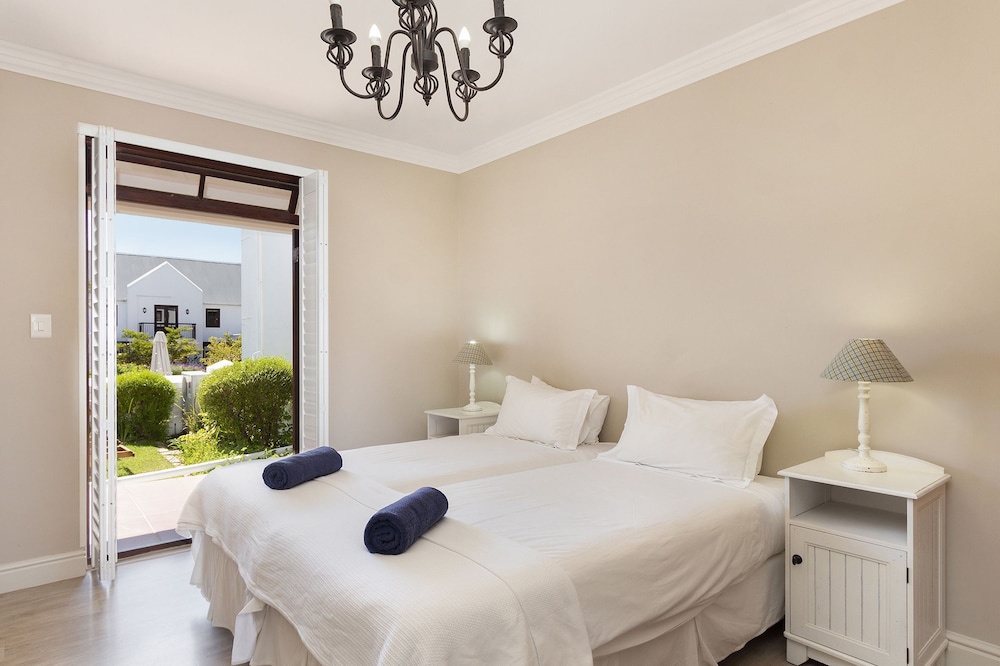 Winelands Golf Lodges at De Zalze