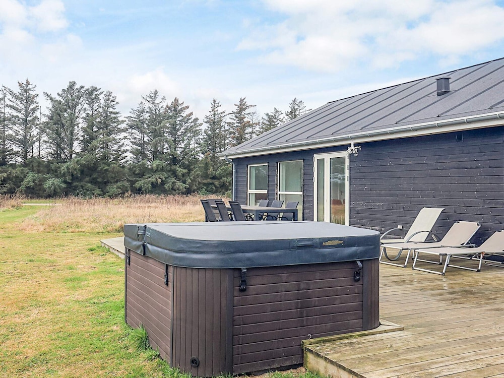 4 Star Holiday Home in Lokken