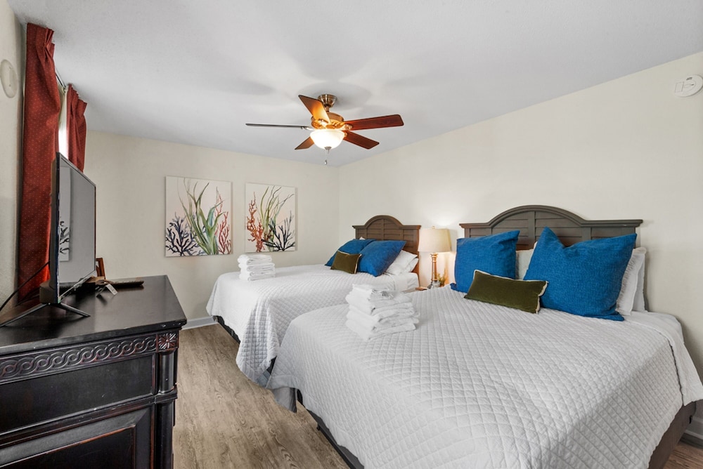 Grand Atlantic by Elliott Beach Rentals