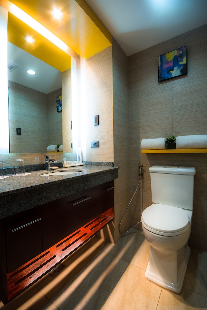 Cebu Vacations - Cebu Parklane International Hotel - Property Image 20