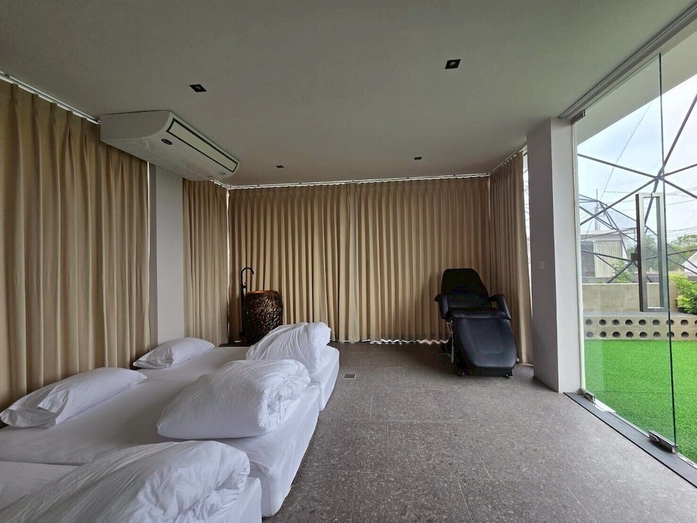 The Ten Poolvilla Huahin