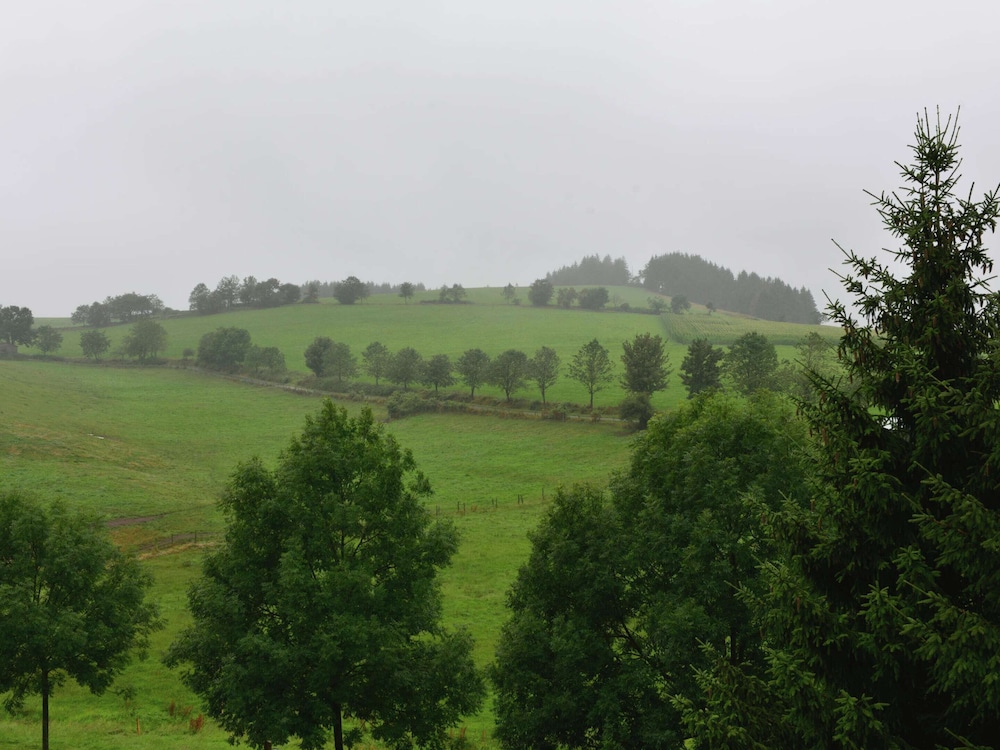 Spacious Apartment in Rattlar near Forest