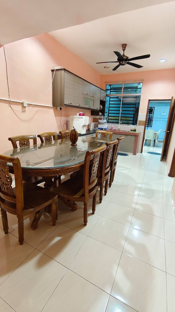 Homestay Murah Cheap and Very Satisfying
