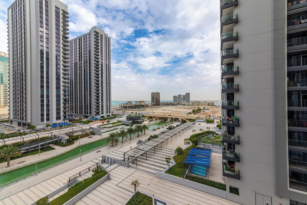 Hotel Capital Living On Reem: The Bridges - Image 1