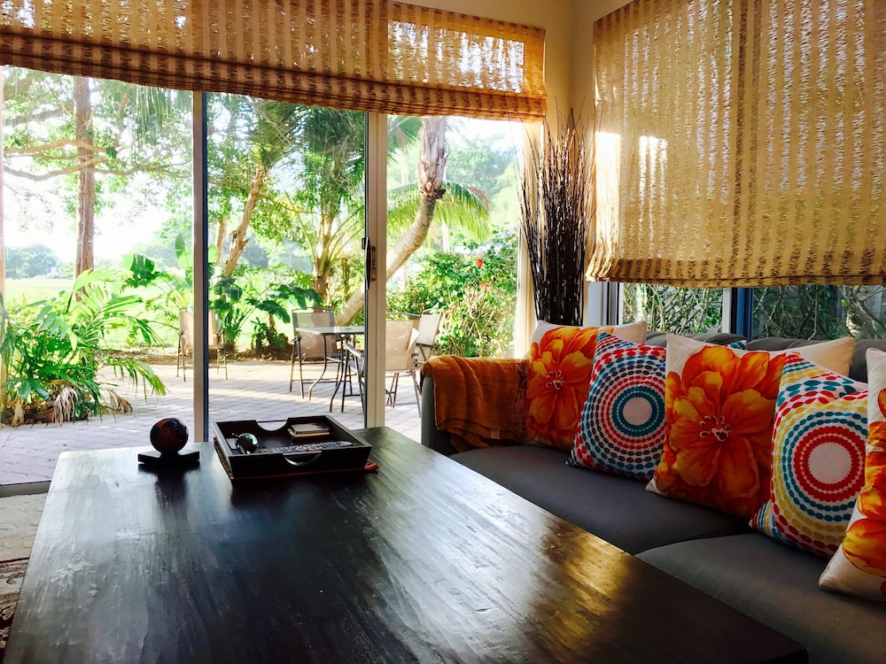 Private-Luxurious Mediterranean Villa - Property Image 32