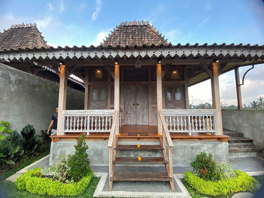 Gunung Gelagah Ubud Villas by EPS
