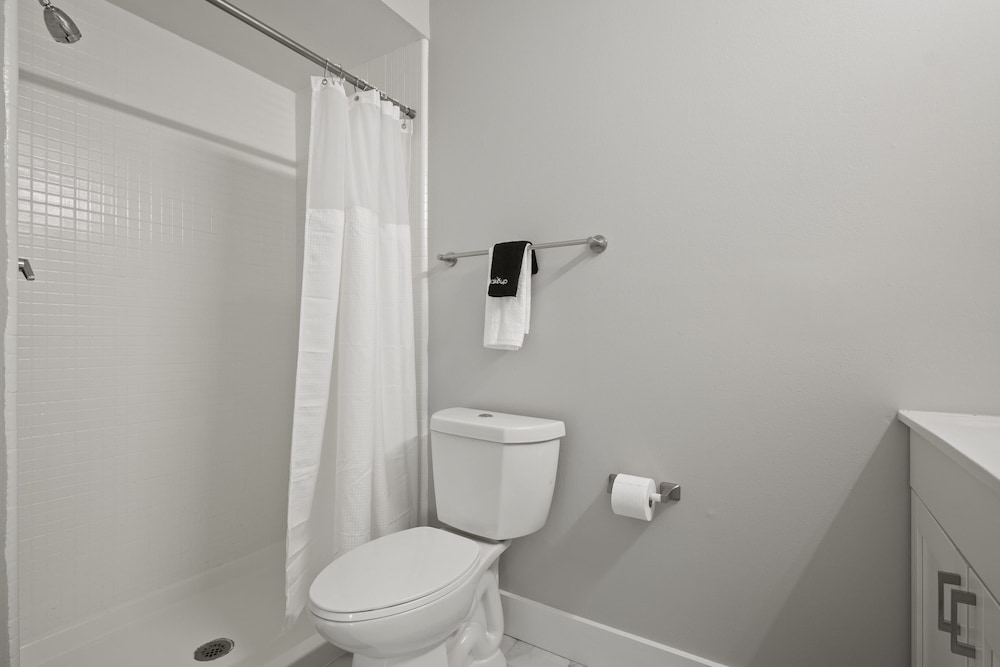 2BR Stay Close to Downtown
