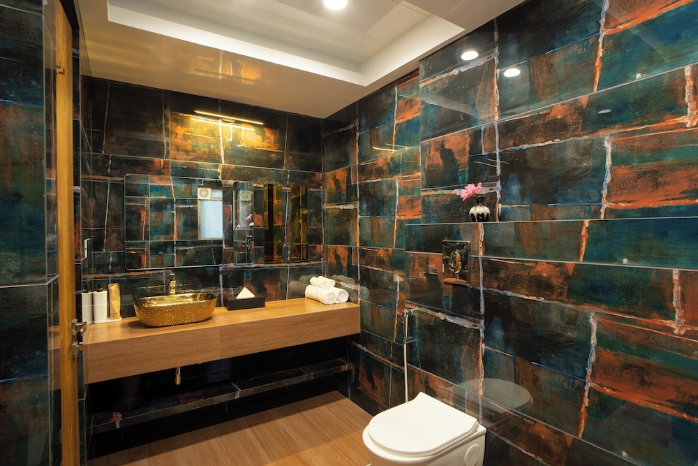 Alaya Stays - Imperial Mystara 5BHK near Khandala Hills