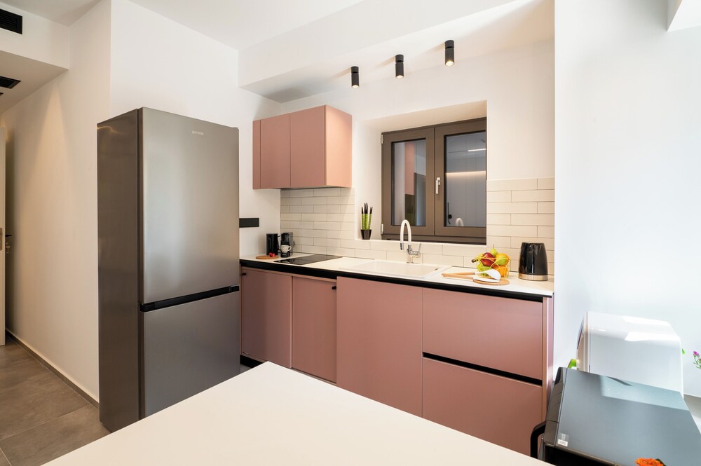 Cardamilia Suites