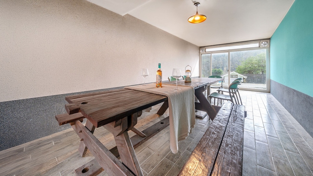 Yeongwol Nature & Pet Retreat