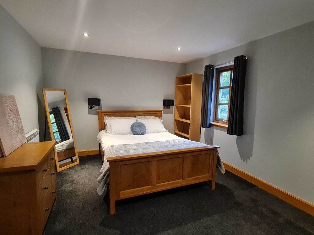 Woodview House and Spa view 2
