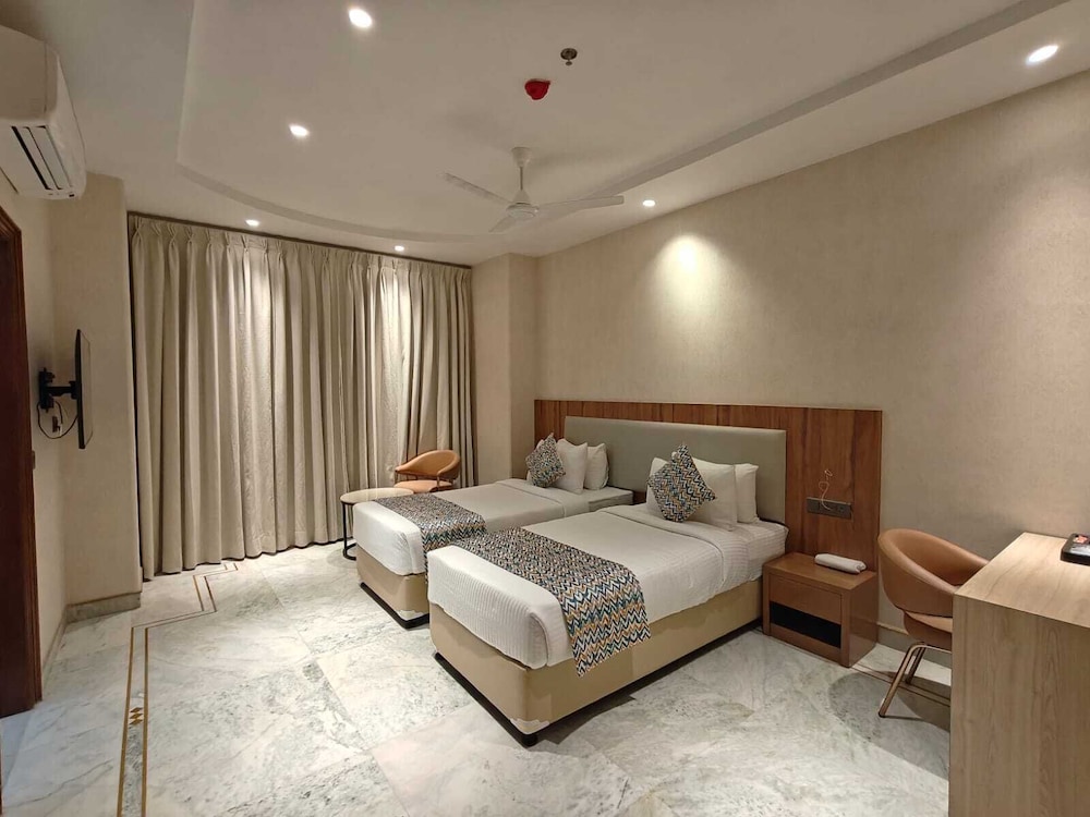 Bluestone Prime by The Cosy Hotels