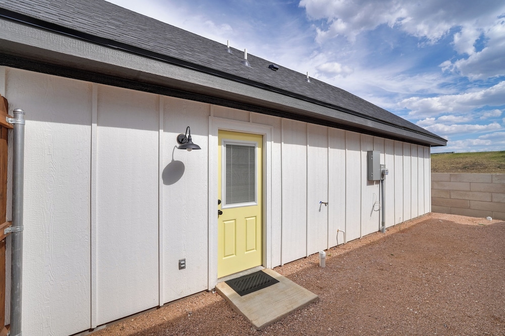 Brand-new Home 2 Mi to Shannon Med Center!