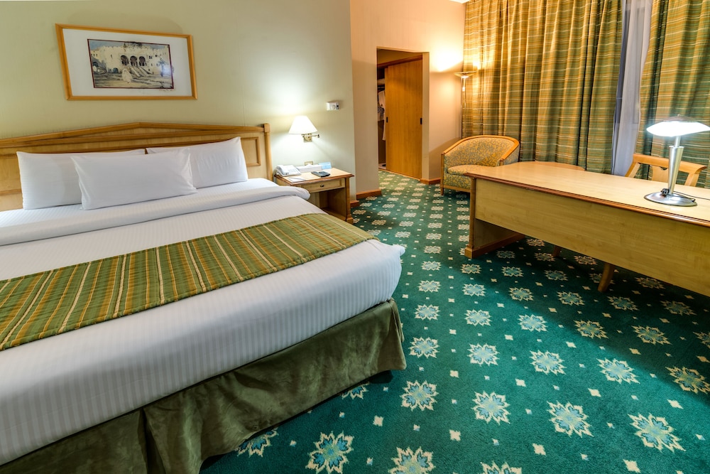 Abu Dhabi Vacations - Grand Continental Hotel - Property Image 33
