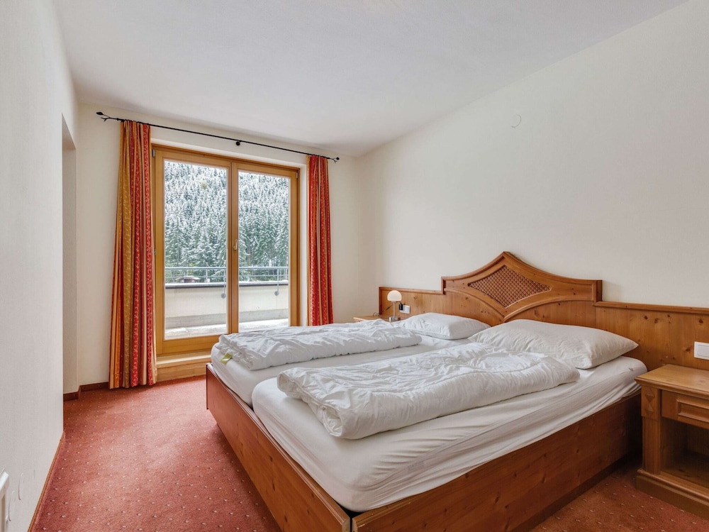 Chalet in Saalbach Near Ski Lift view 3
