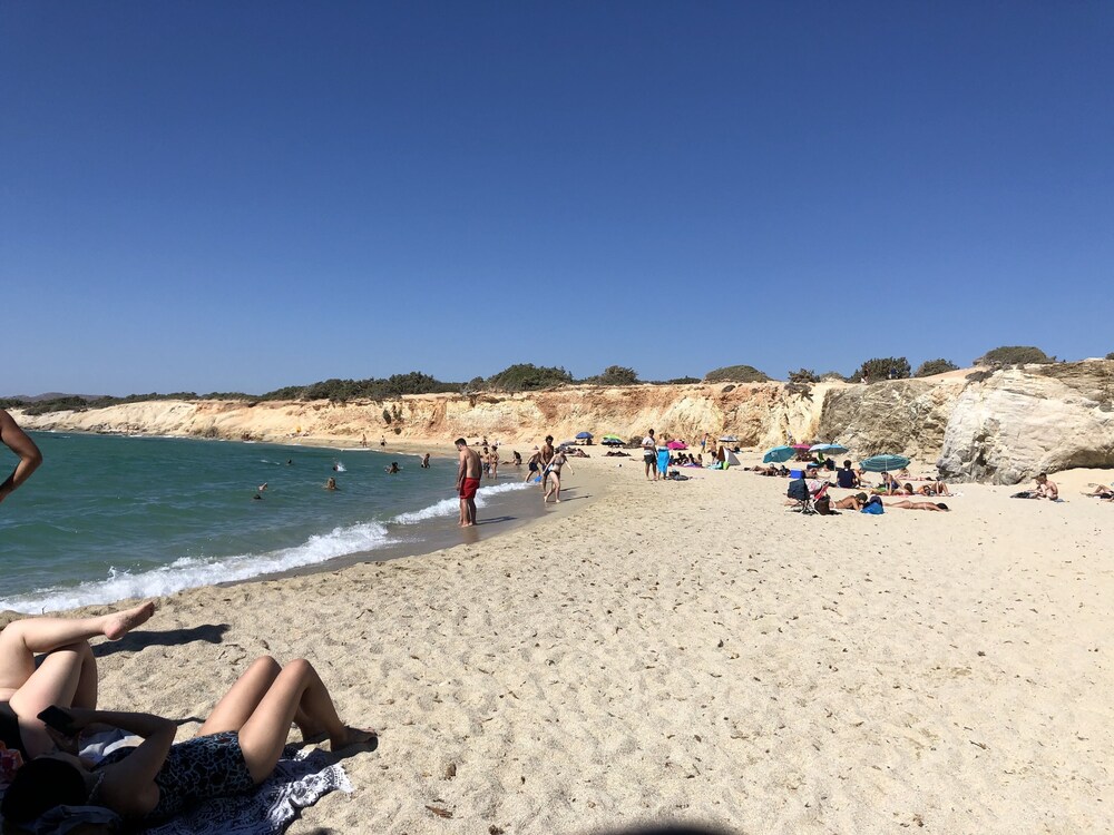 Blu August