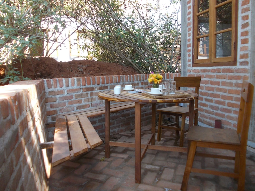 Thitaw Two B&B