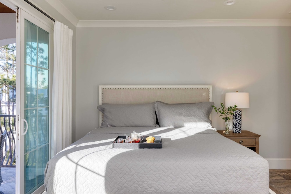 Sleeps 48, 2 Homes w/ Private Beach Access Bradley Circle Buyout by Avantstay