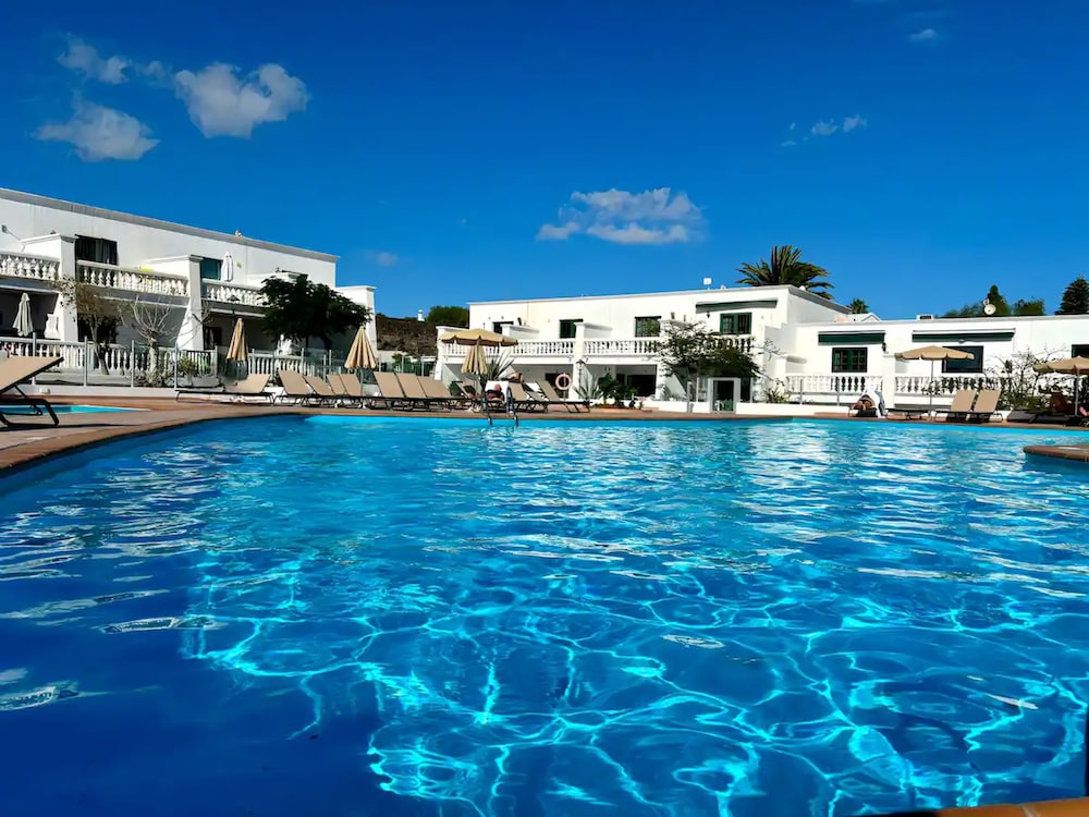 Apartment Florencia With Pool & Wifi in Puerto del Carmen, Lanzarote