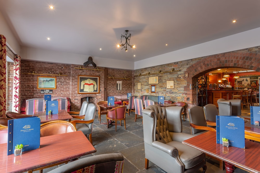 Waterford Vacations - Dooleys Hotel Waterford City - Property Image 9