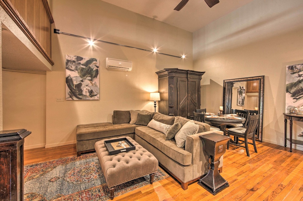 Marshall Vacations - Updated Apartment in Historic Dtwn Marshall! - Property Image 14
