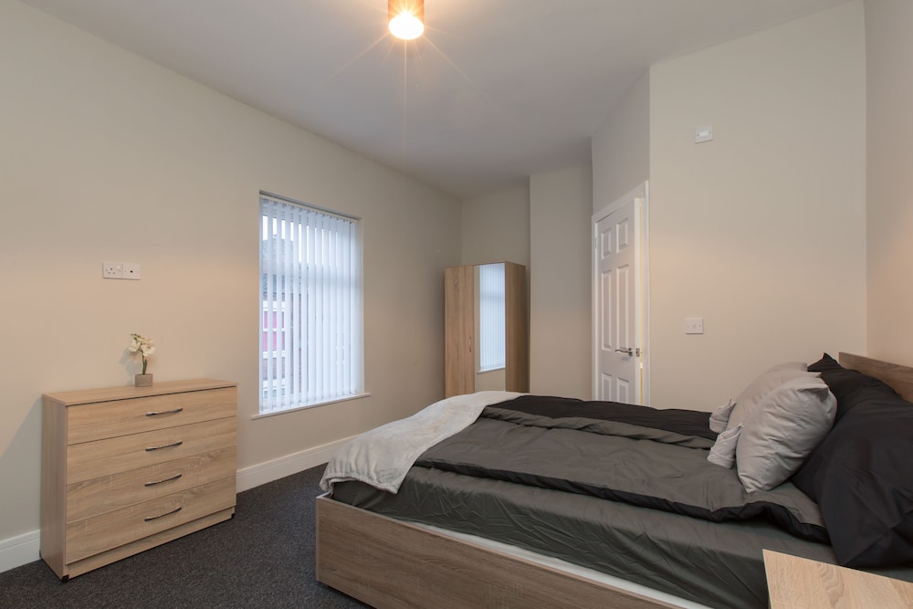 Stoke-on-trent Vacations - Townhouse  Rose Street Stoke - Property Image 36