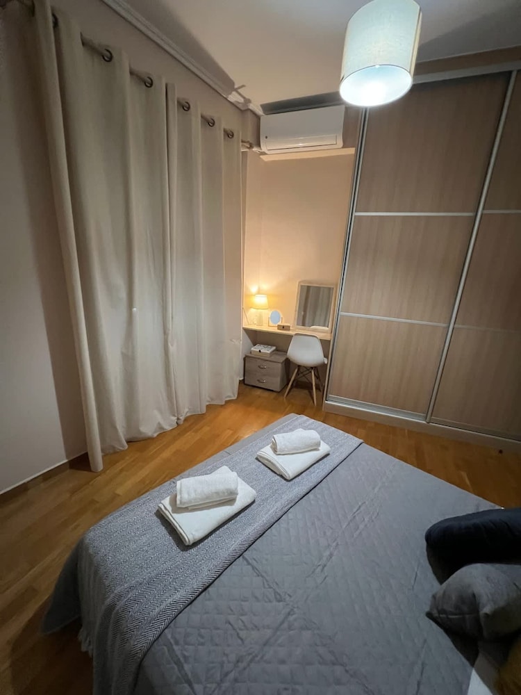 Alimos Cozy Getaway Close to the Beach