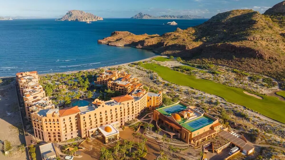 Villa del Palmar view 5