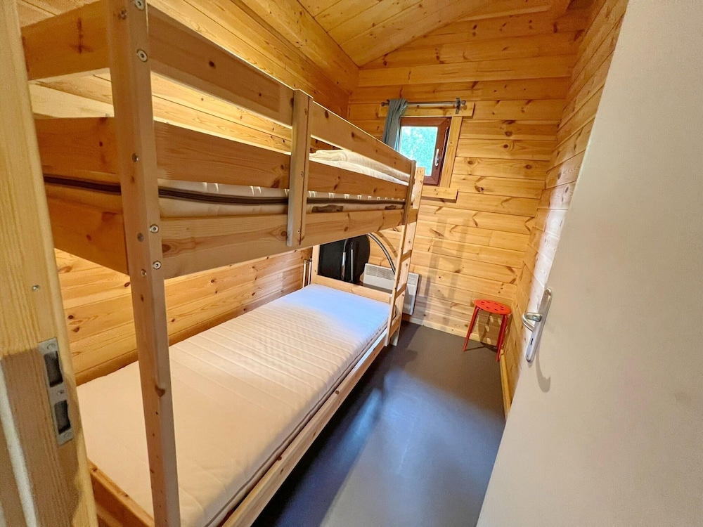 Cozy Vacation Home, Namur