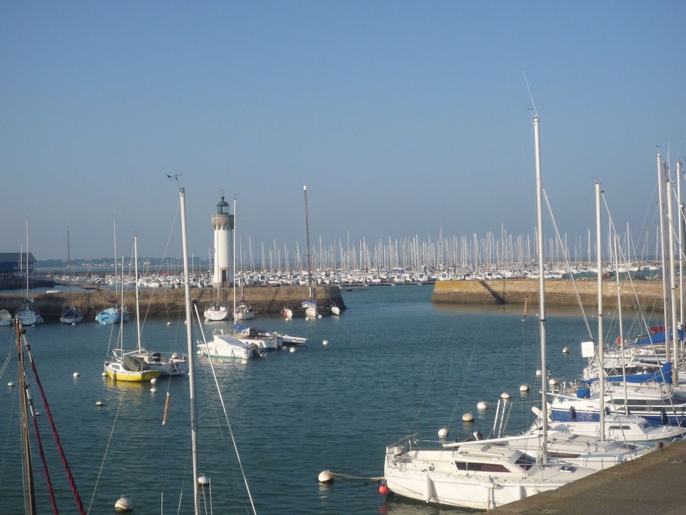 Holiday Home in Quiberon Near by Sandy Beaches