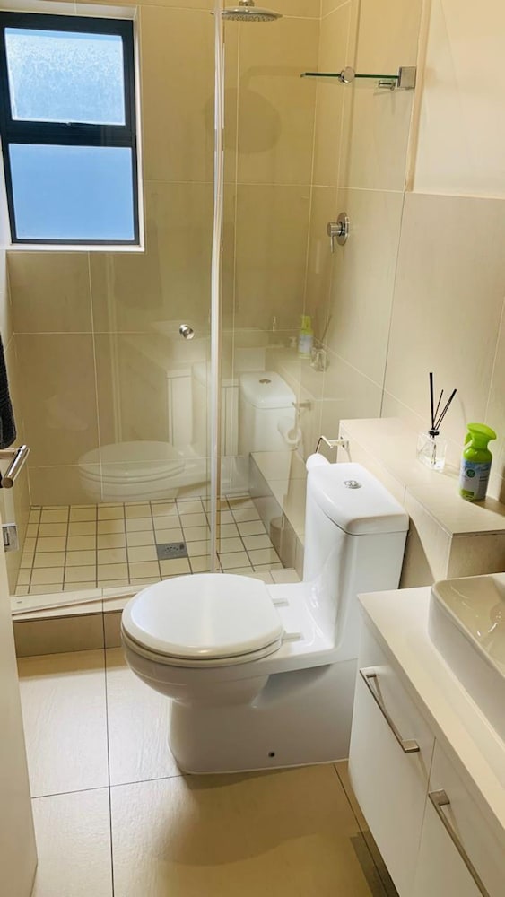 Lovely 3 bed With Splash Pool in Seapoint - 2245