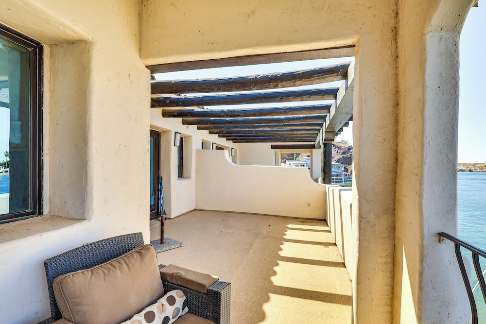 Game Room + Dock: Riverfront Escape in Parker!