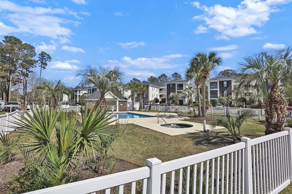 River Oaks 57c 2 Bedroom Condo