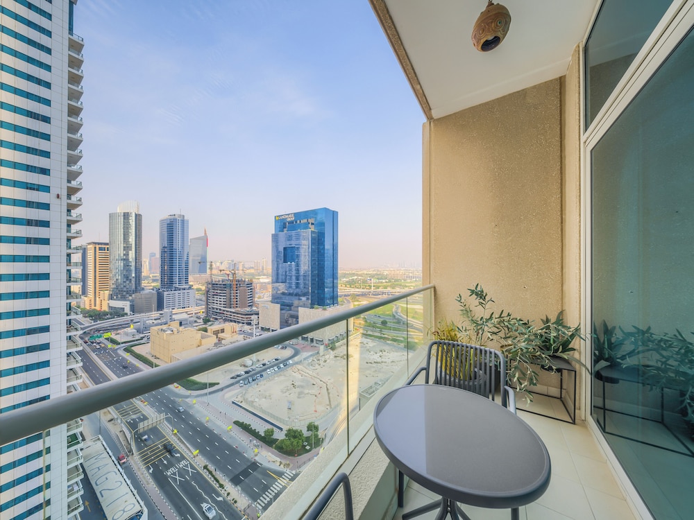 Marina Heights Residences - Dubai Marina