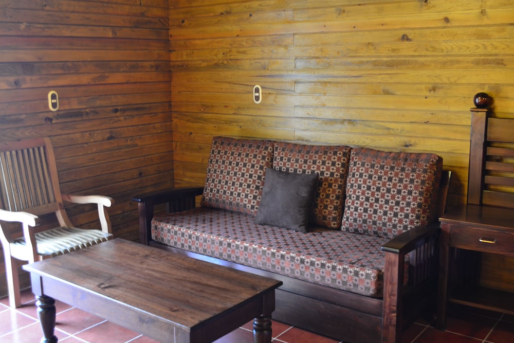 Atitlan Villas Qanajuyu
