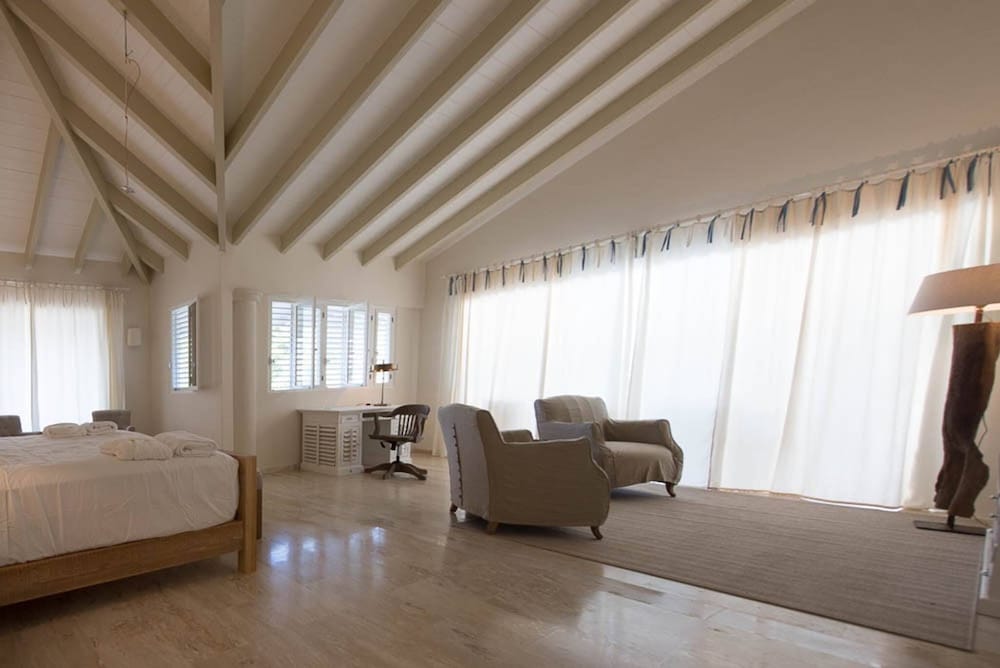 7 Bedrooms Luxury Colonial Villa Complete New 2017
