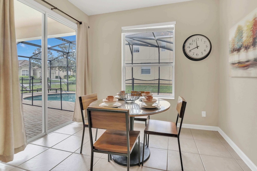 Disney Retreat w/ Wizard & Galaxy Rooms - Image 3