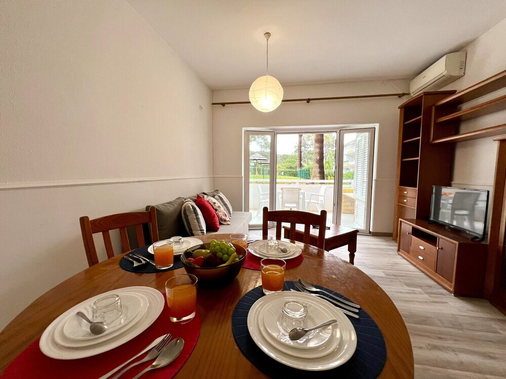 Vilamoura Nautilus With Pool by Homing