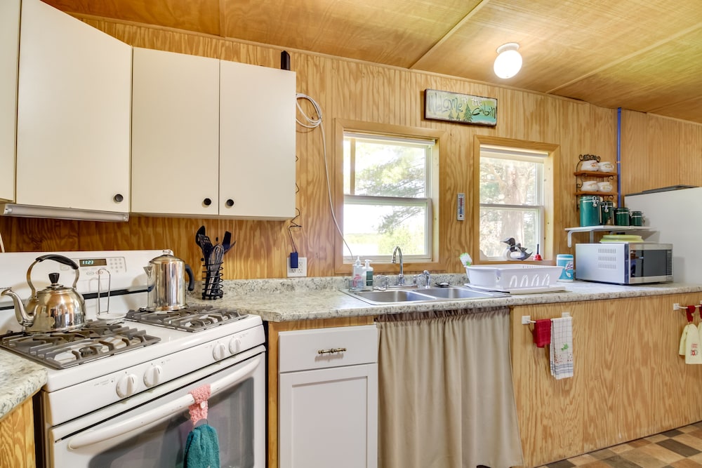 Pet-friendly Cook Vacation Rental on Battle Lake! view 2