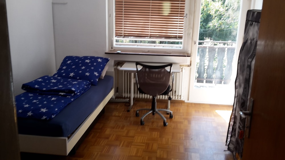 Photo 32