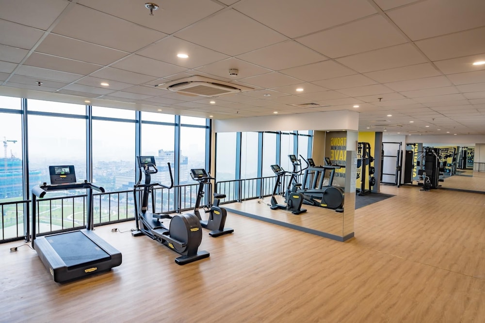 The Matrix One - Luxury free Gym & Pool