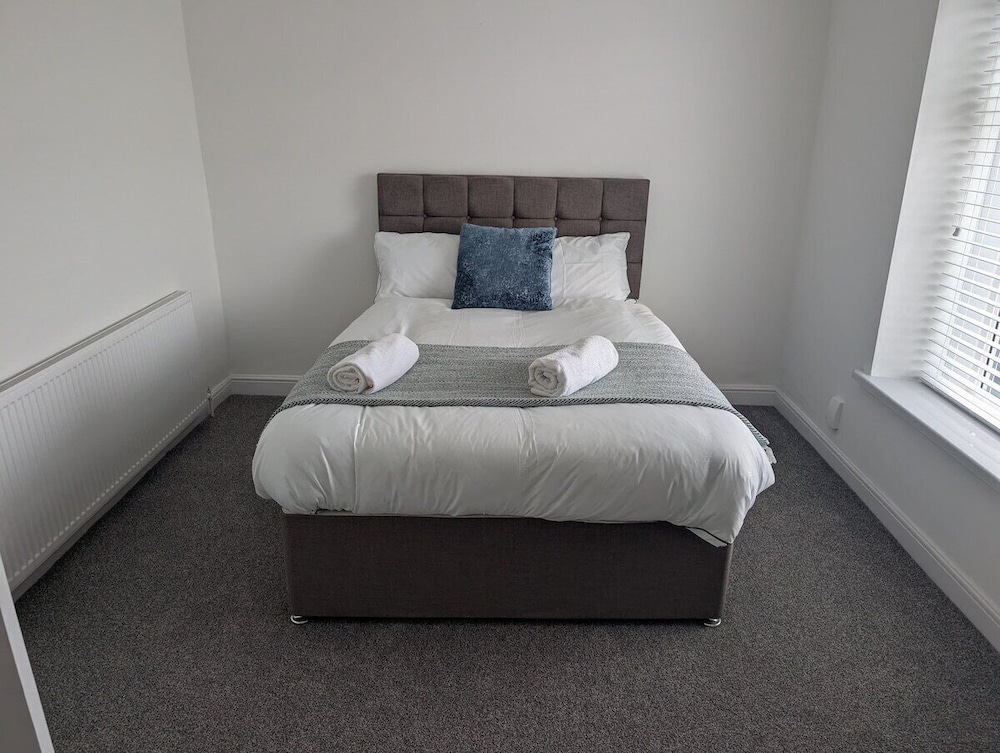 Spacious 3BR Swansea House Near City Centre