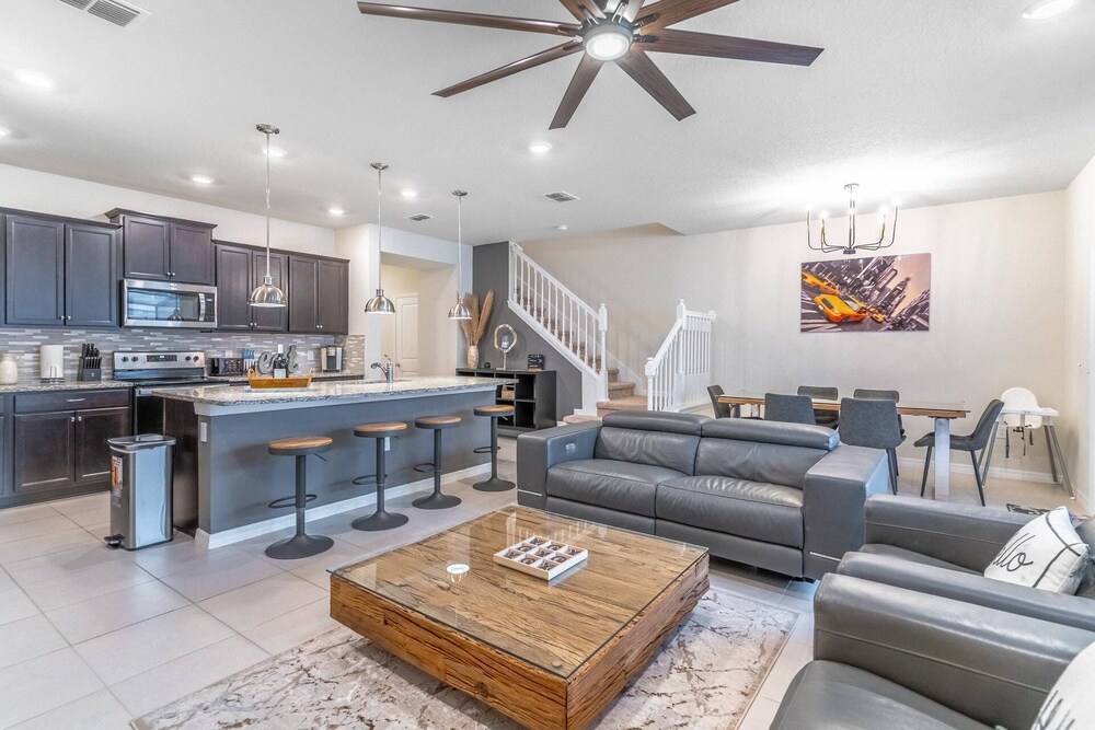 4014 Windsor Island