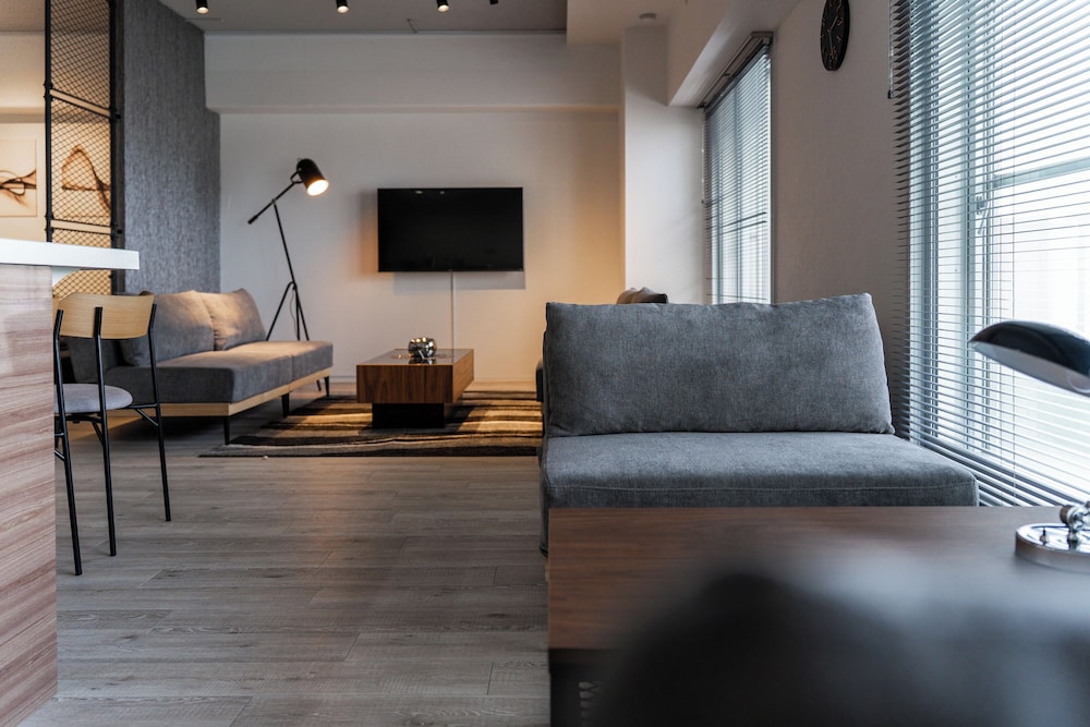 LUXIA 503