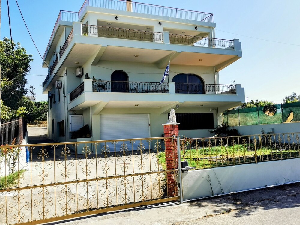 Douranakis House Seaview Apartment