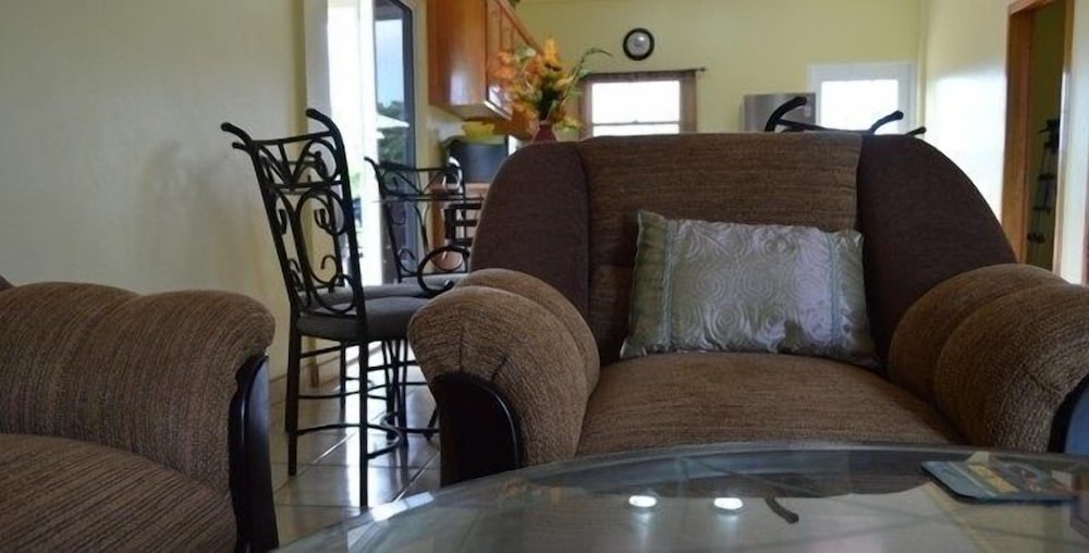 Sea Pearl Vacation Suites