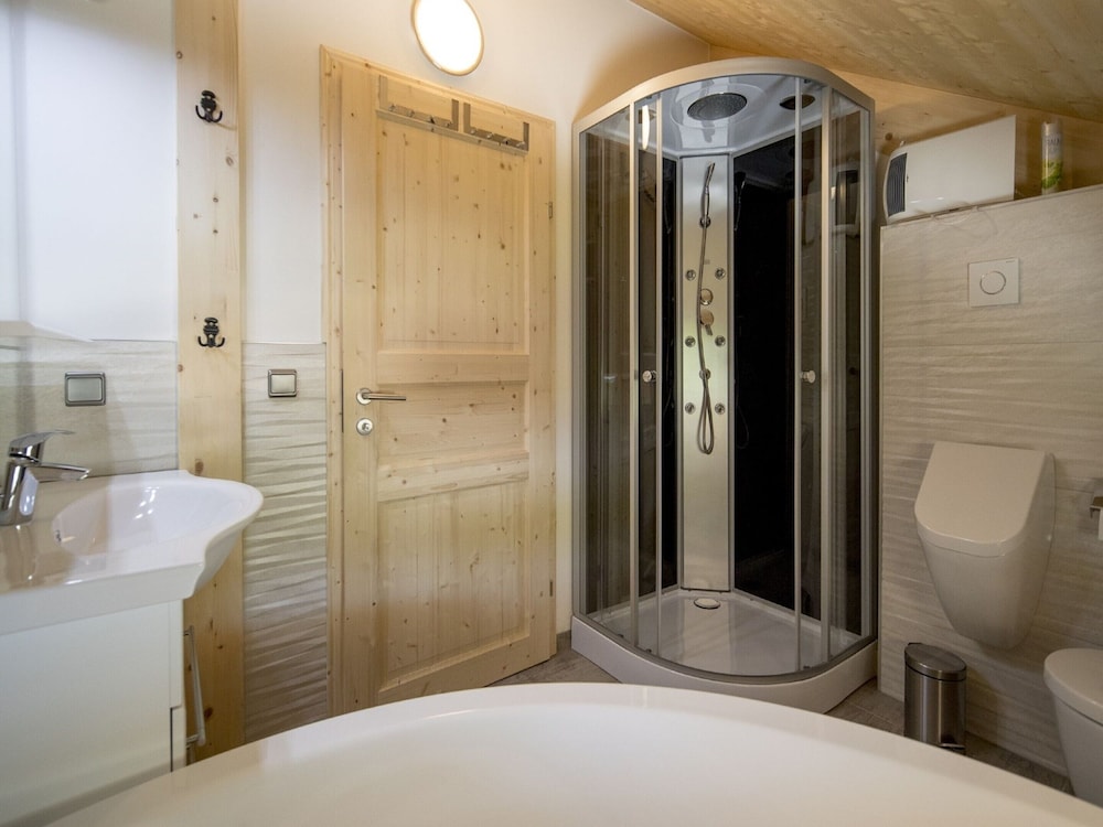 Awe-inspiring Chalet Near Ski Area in Sankt Georgen ob Murau