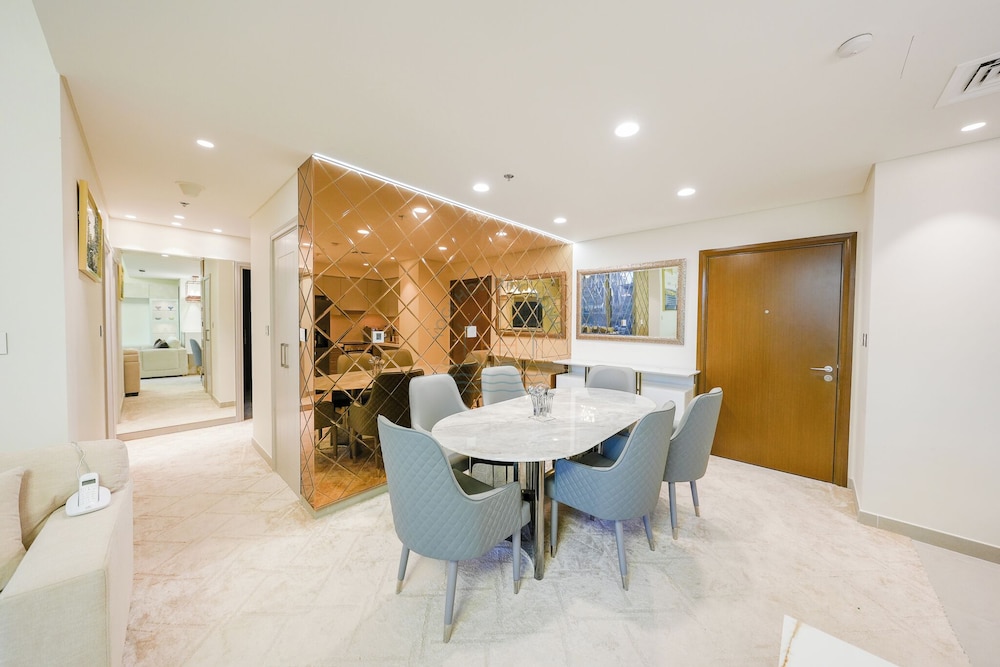 Forte Luxe - Stylish 2BR Downtown Escape